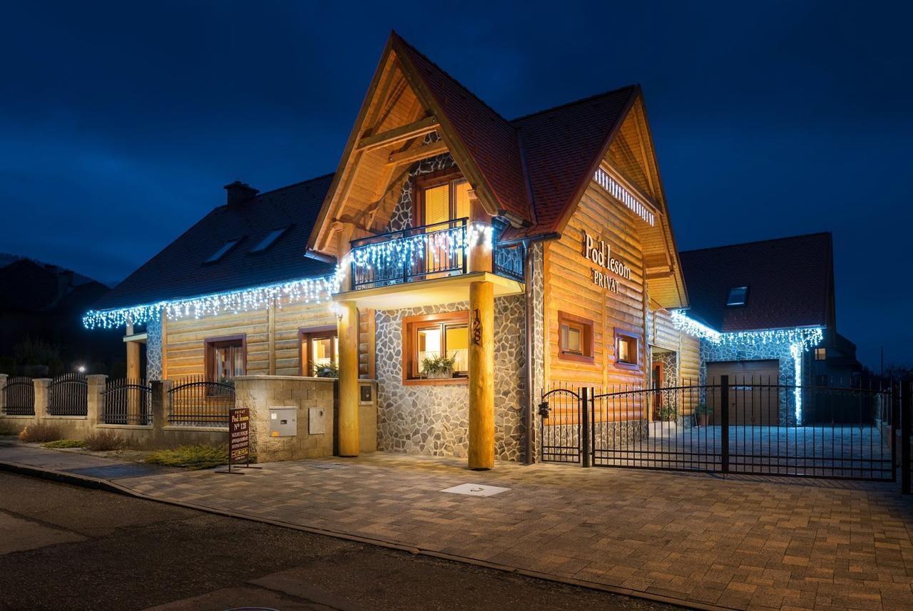 Guest House Privat Pod Lesom Pavčina Lehota Dış mekan fotoğraf
