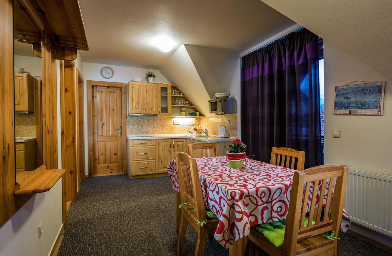 Guest House Privat Pod Lesom Pavčina Lehota Dış mekan fotoğraf