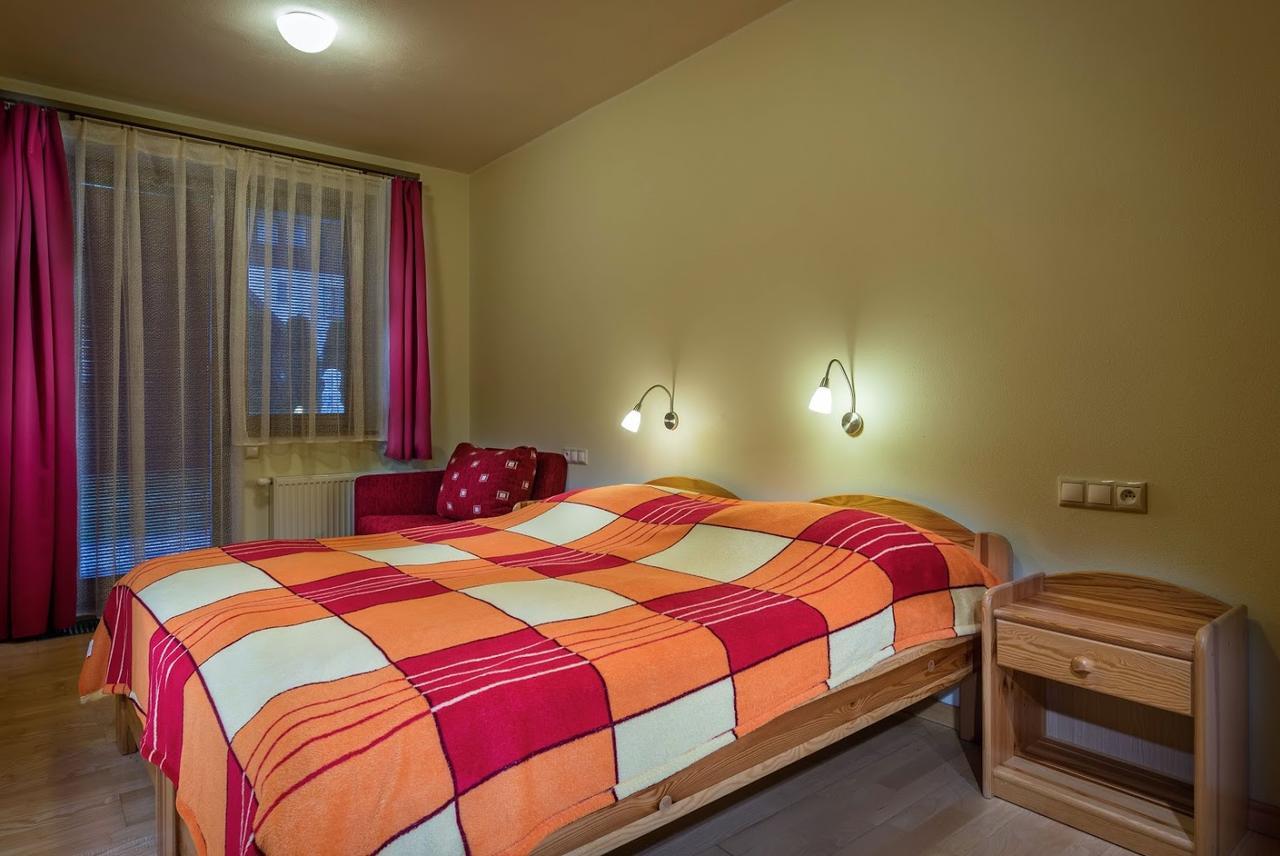 Guest House Privat Pod Lesom Pavčina Lehota Dış mekan fotoğraf