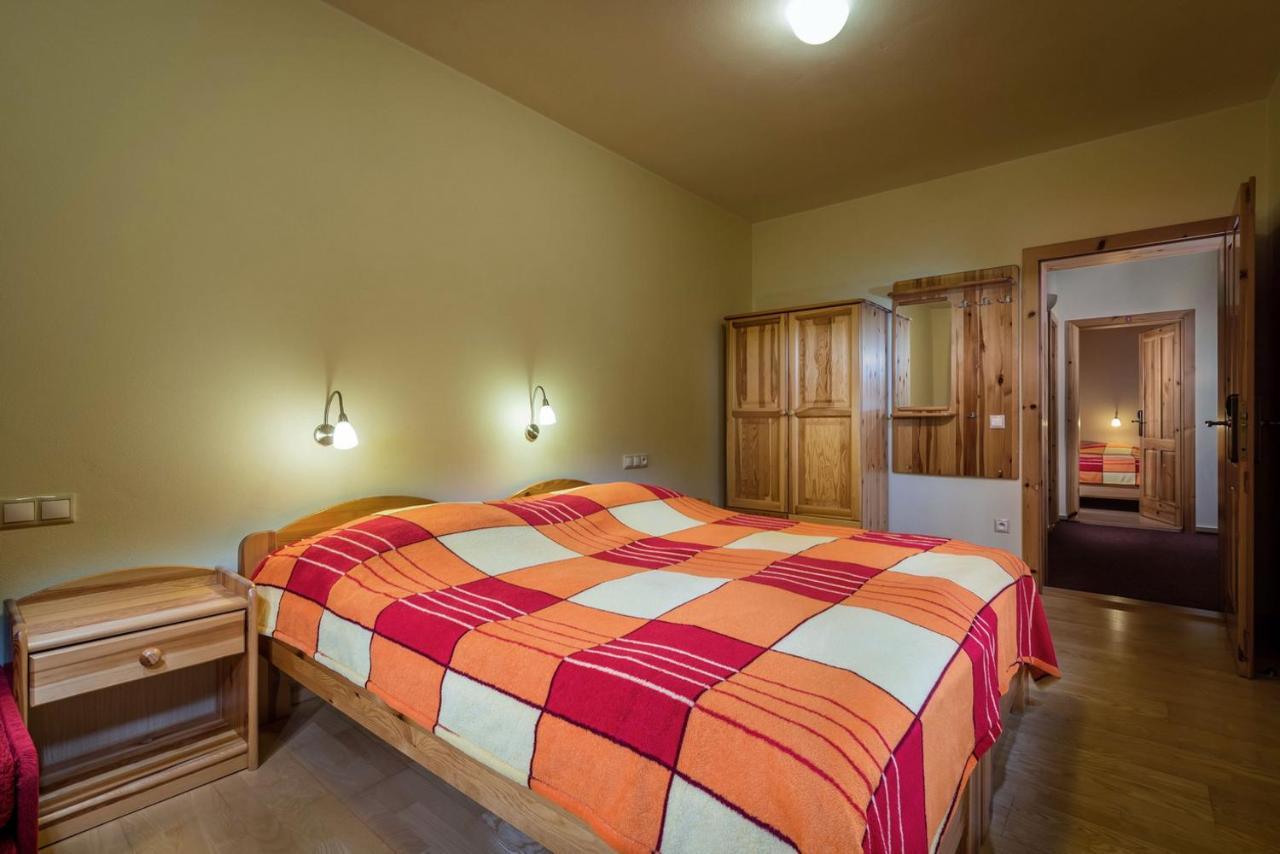 Guest House Privat Pod Lesom Pavčina Lehota Dış mekan fotoğraf
