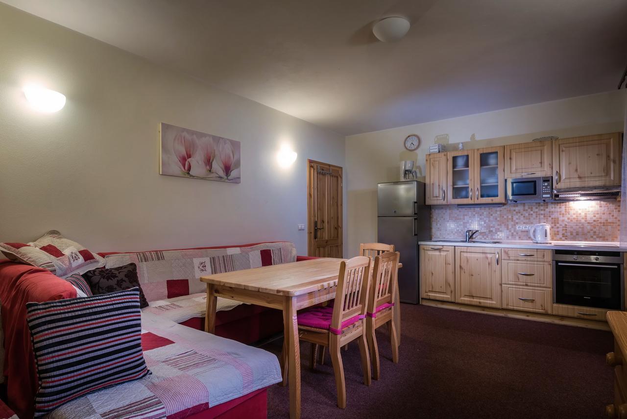Guest House Privat Pod Lesom Pavčina Lehota Dış mekan fotoğraf