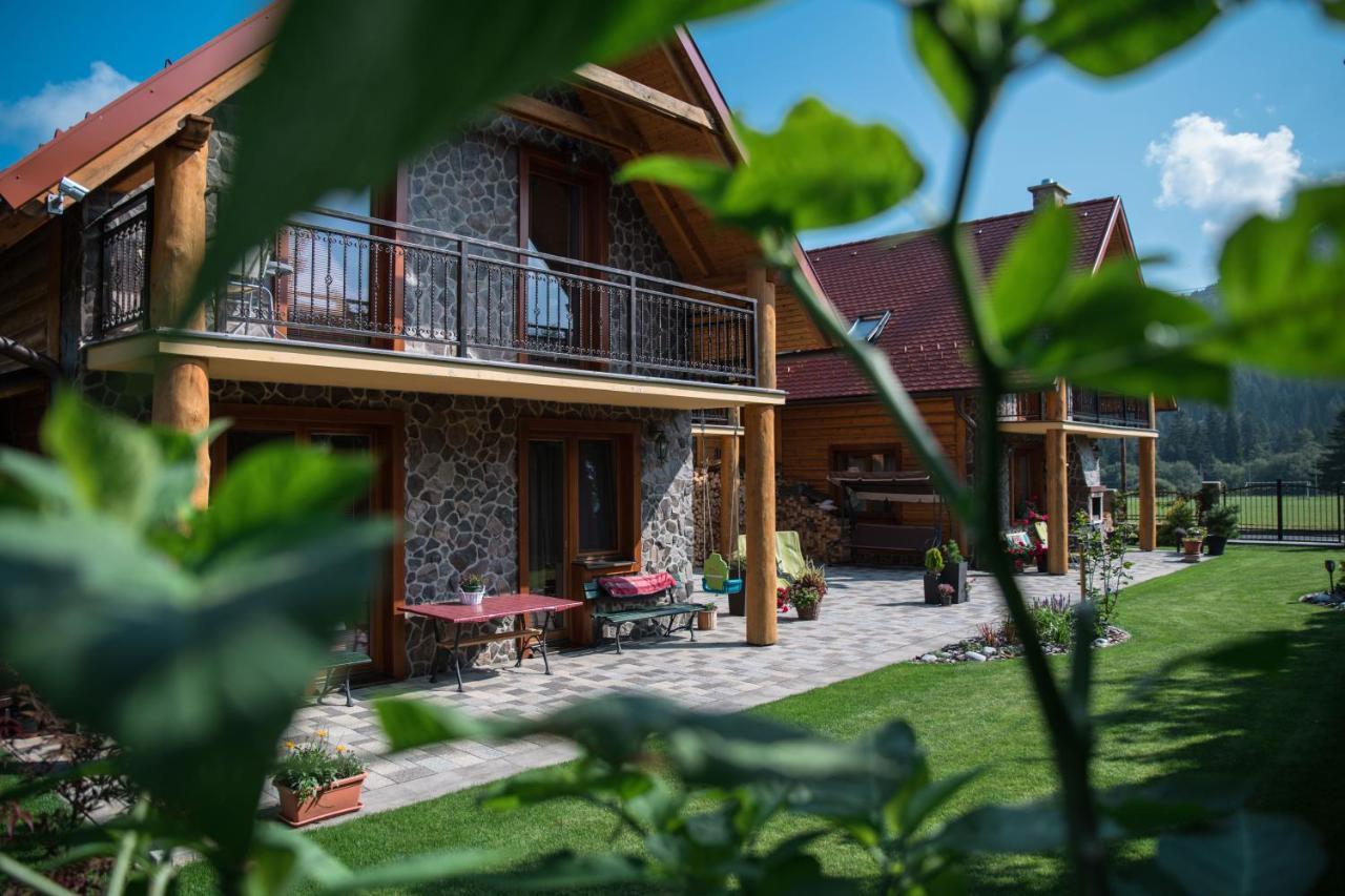 Guest House Privat Pod Lesom Pavčina Lehota Dış mekan fotoğraf